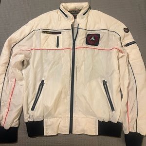 Style Auto Jacket. White size XL